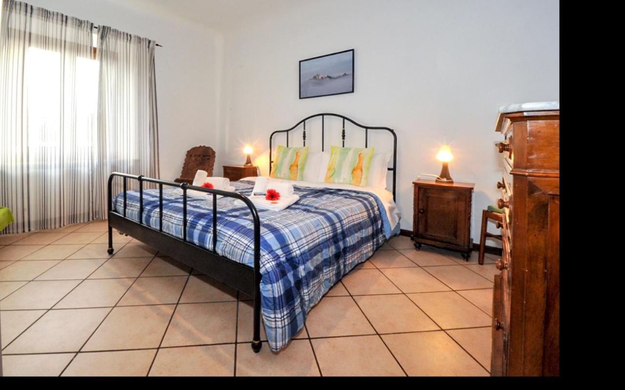 Piazzadarmi 76 Apartment อังโกนา ภายนอก รูปภาพ