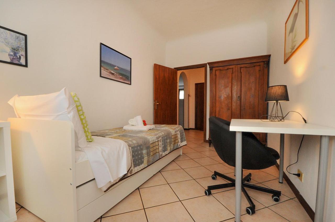 Piazzadarmi 76 Apartment อังโกนา ภายนอก รูปภาพ